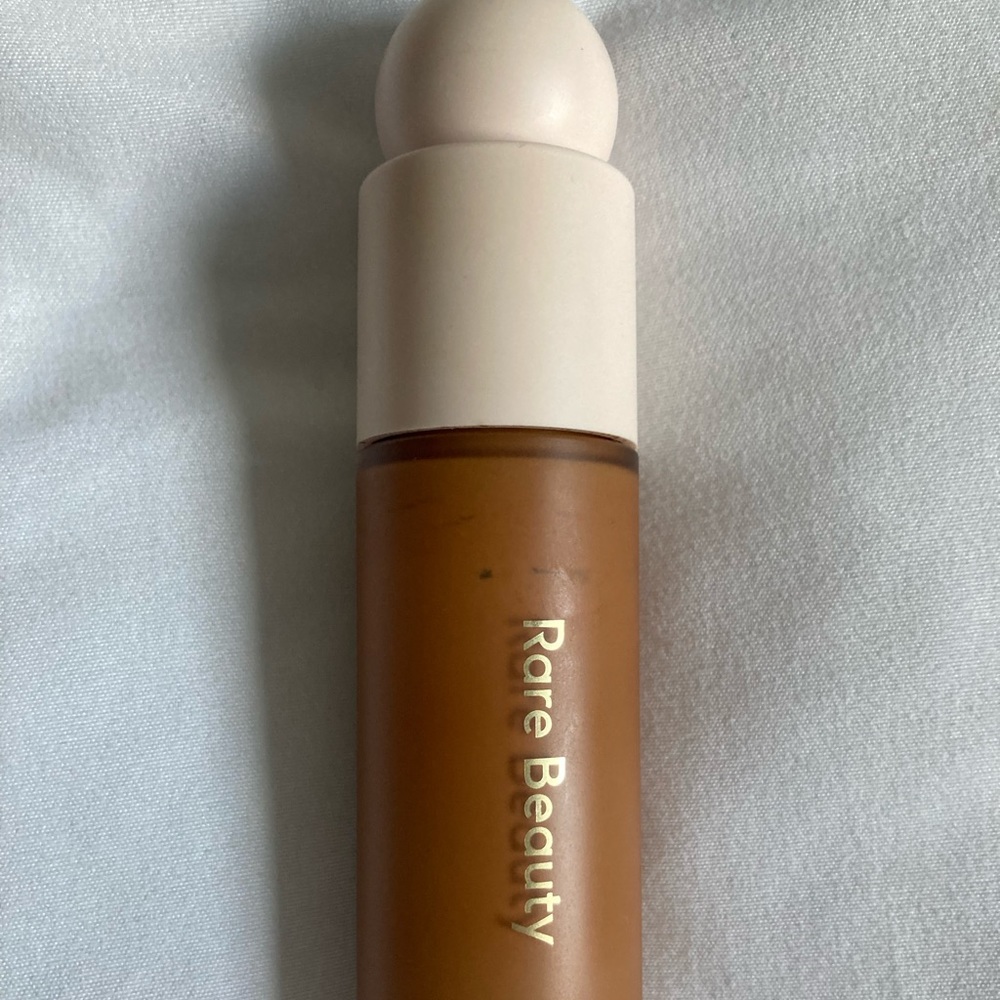 Rare Beauty Liquid Foundation- Shade 430
